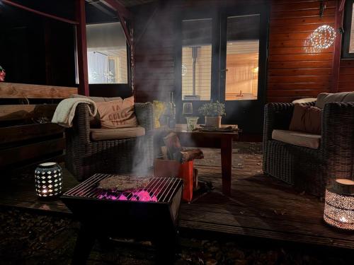 Erkély/terasz, Casa Rosa - Sfeervolle cottage met jacuzzi in Erm