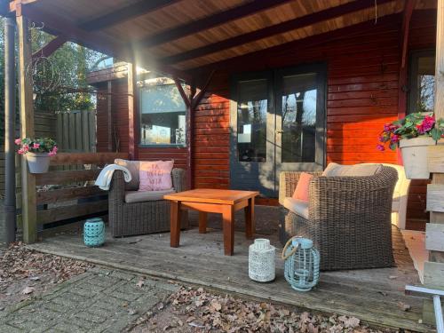 Erkély/terasz, Casa Rosa - Sfeervolle cottage met jacuzzi in Erm