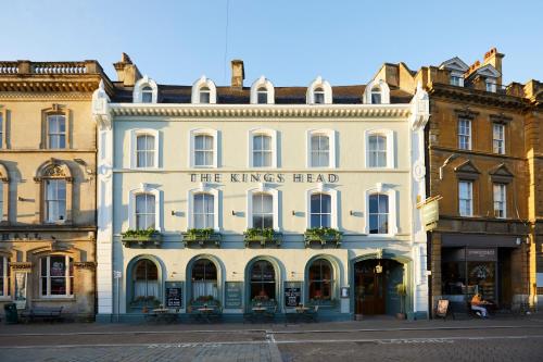 Exterior view of Kings Head Hotel
