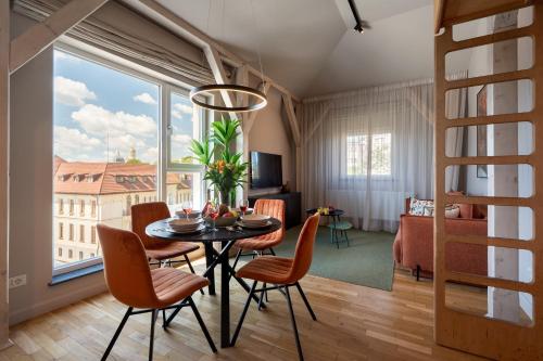 Ultra Central Apartments - Unirii & Old Town 1