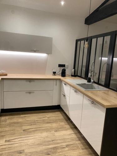 L Atelier - Maison Bagneux in Le Bois Brard