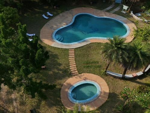 Плувен басейн, VANVASA RESORTs in Amrora