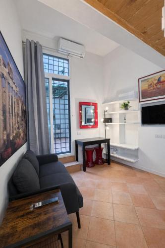 Frangipane Colosseum Home