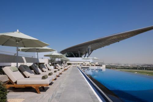 Uima-allas, The Meydan Hotel Dubai in Nad Al Sheba