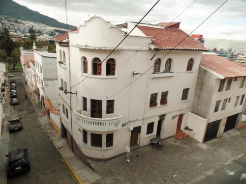 Hostel Revolution Quito - image 4