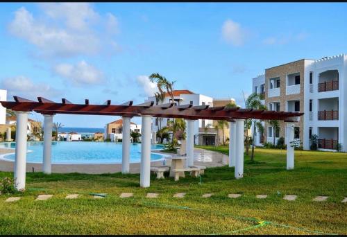 Zuri's Beachfront Bliss, With Beach Access in Mombasa