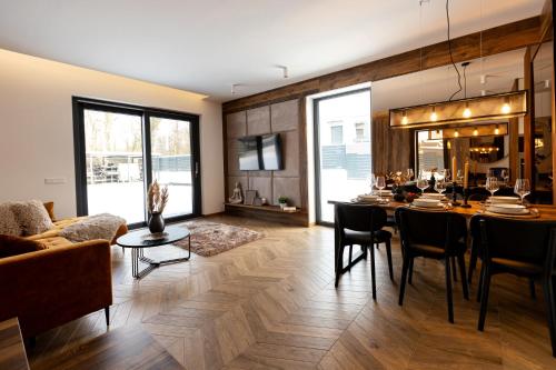 Villa Porta Verde III - Privat Pool and Jacuzzi Villa in バラトナルマディ