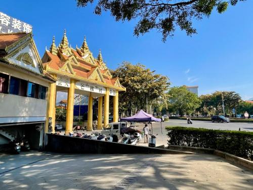 Közeli látványosságok, Mangshi Dai Elephant Mansion Hotel in Dehong