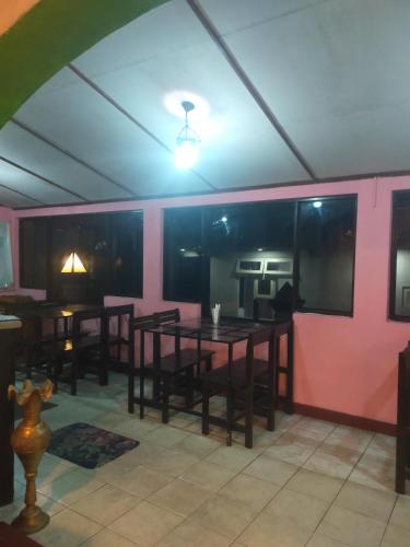 Cool feel rest and cafe in هاكجالا