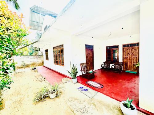 Long Beach Homestay in Tangalle