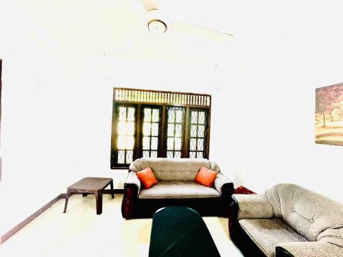 Long Beach Homestay in Tangalle