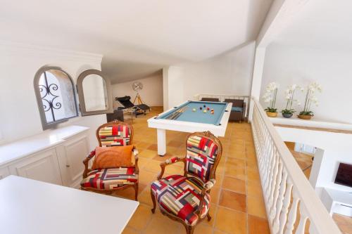 Myrtes - Villa 220m2 Piscine Cuisine Salon ext Sunset - image 5