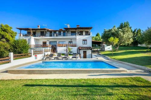 Air Maritime Sani Luxury Apartments - Πύργος Σάνη
