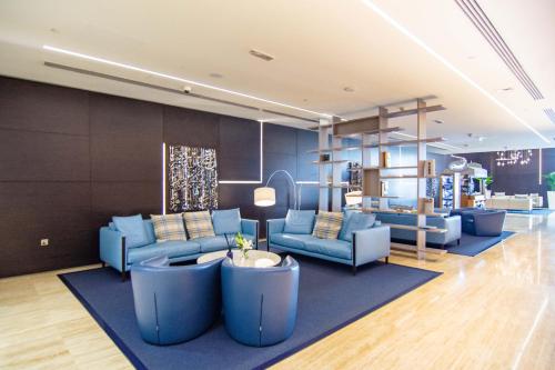 VayK - Stylish 2BD in Dubai Marina Near the Beach - image 14