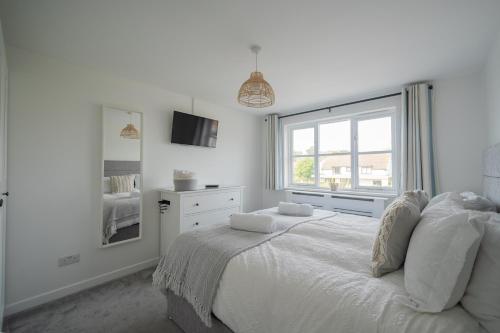 HighTide & Sunnyside apartments Two bedroomed apartments with free parking, balconies with sea views 2