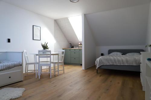 ห้องพัก, Šťastná 118 (Stastna 118) in สเนซเน