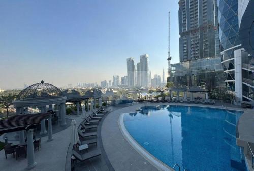 Well-furnished 3 Bedroom in Park Towers  DIFC