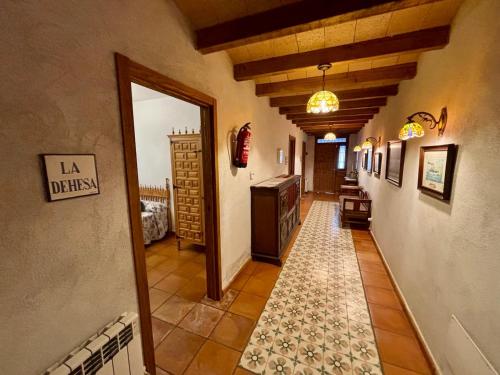 Sierra de San Vicente-Rural House-Garciotum-Toledo in Castillo De Bayuela