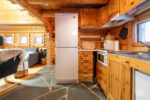 Villa Kuksa by Holiday in Lapland in Vesikkovaara