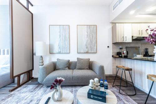 Stylish Studio in JVC with Pool and Gym Access - image 12