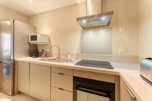 廚房, Hypercentre - 85m2 - 2 salles de bain - cour privée (Hypercentre - 85m2 - 2 salles de bain - cour privee) in 於澤