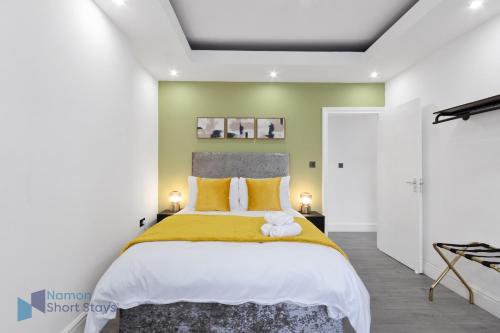 Large Comfy 4 Bedroom House, Ideal for Workers, FREE Parking gîte à louer Coulsdon