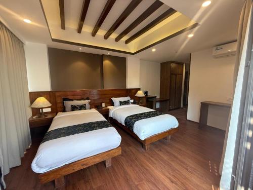 room detail thumbnail 0