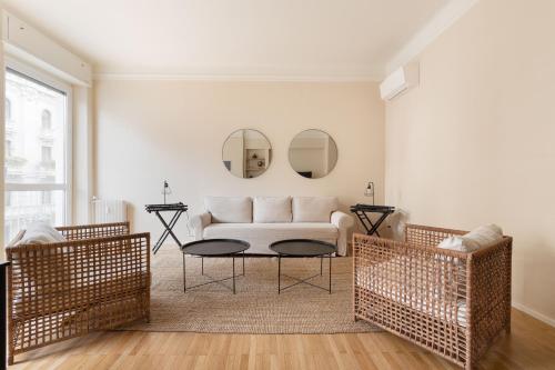 Brera Apartments in Palestro, Милан