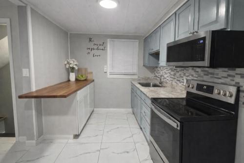 Private 3BR Home in Bethpage Cozy and Beautiful in Plainedge (NY)