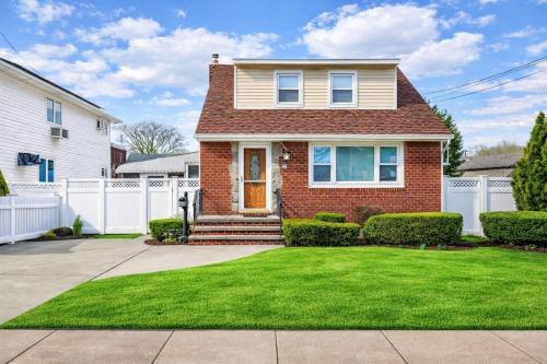 Private 3BR Home in Bethpage Cozy and Beautiful in Plainedge (NY)