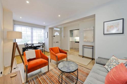 Sweet Marble Arch 2 Bedroom Mews House - image 10