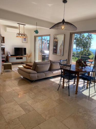 Dolce Vita - Beautifull -2 bedroom - Quiet & stunning sea view in Chiatra