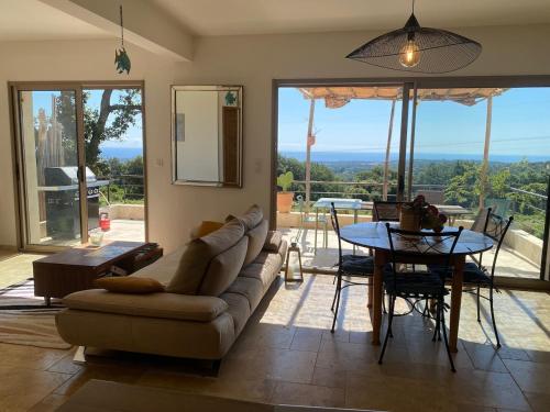 Dolce Vita - Beautifull -2 bedroom - Quiet & stunning sea view in Chiatra