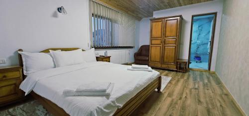 Casa LUMINITA in Carlibaba