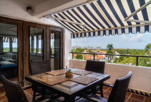 Balkonas / terasa, Kyo I Rustic Villa Beach/Golf Paradise in Rio Mar in Rio Grande