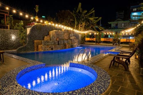 수영장, Hotel Dashain in 포카라