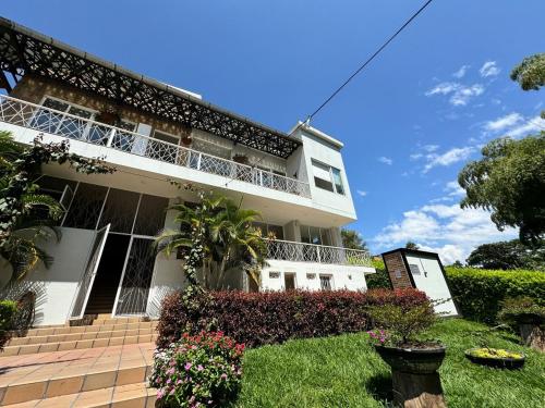 Lujoso apartamento en condominio campestre, Cerritos in La Esperanza