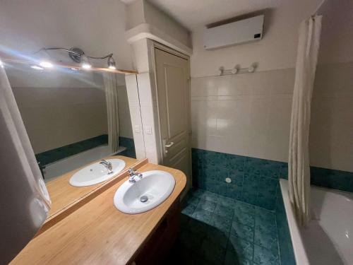 Appartement T3 Climatisé avec Jardin Privatif - Proche Plages et Commerces à Cavalaire-sur-Mer - FR-1-226B-32 - image 2