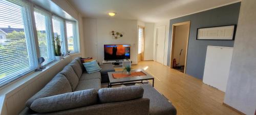 Huset i skogskanten i Bodø in Tverlandet