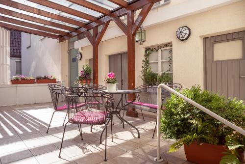 Skats, Hotel Gästehaus Hirsch (Hotel Gastehaus Hirsch) in Remseck am Neckar