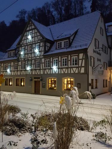 Viesnīcas āriene, Hotel Gästehaus Hirsch (Hotel Gastehaus Hirsch) in Remseck am Neckar