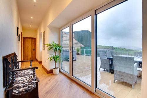 Iekārtas, 3 Bed in Llanrwst oc-bow155 in Capel Garmon