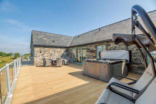 Iekārtas, 3 Bed in Llanrwst oc-bow155 in Capel Garmon