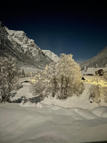 AusZeit in Gschnitz, Österreich