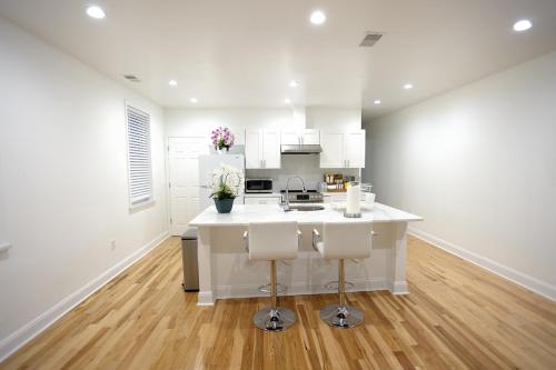 Spacious and Brand New Apartment in Point Breeze - Prime Location in Philadelphia, USA