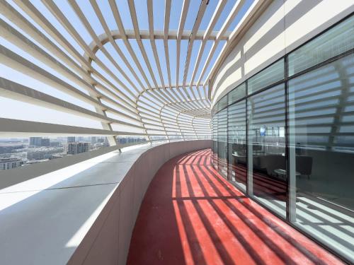 Al Barsha Apartment Sleeps 2 with Private Balcony - image 9