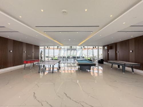 Al Barsha Apartment Sleeps 2 with Private Balcony Dubai