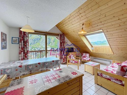 Chalet lumineux 3ch 6+ pers avec garage à Valloire - FR-1-854-63