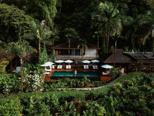 숙소 외관, Oxygen Jungle Villas & Spa in 우비타