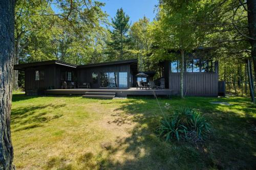 TreeTops of Lake Michigan Beach Front and Spa Family Home - image 11